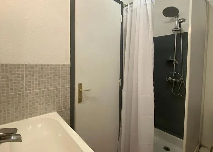 Appartement Centre De Sejours Semaine Et Curistes